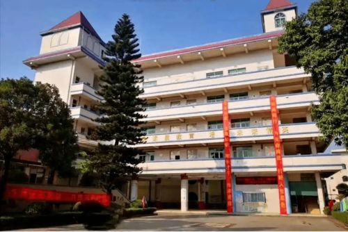 东莞市常平嘉盛实验小学2021春季招生公告